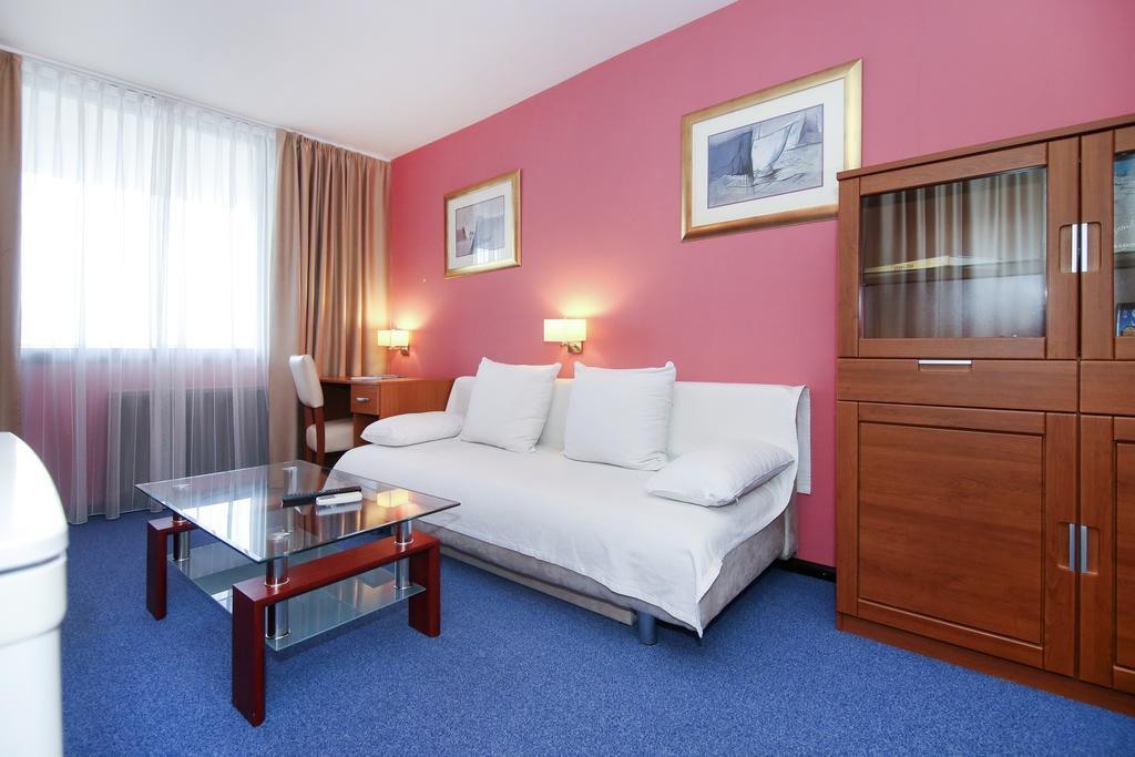 Hotel Zagreb Split Exterior foto
