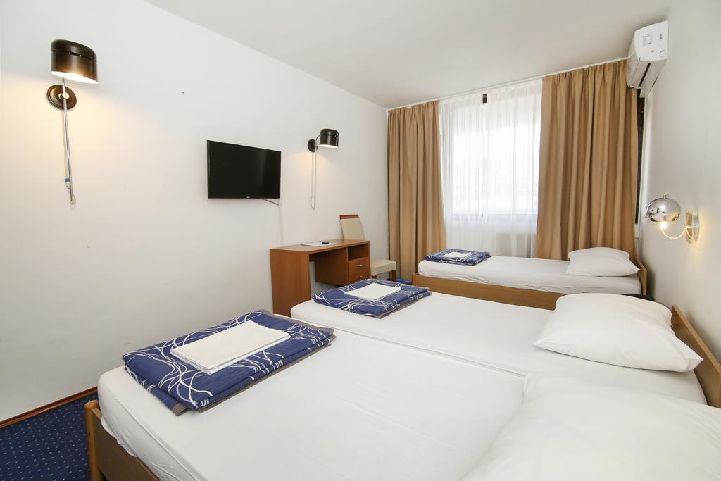 Hotel Zagreb Split Exterior foto